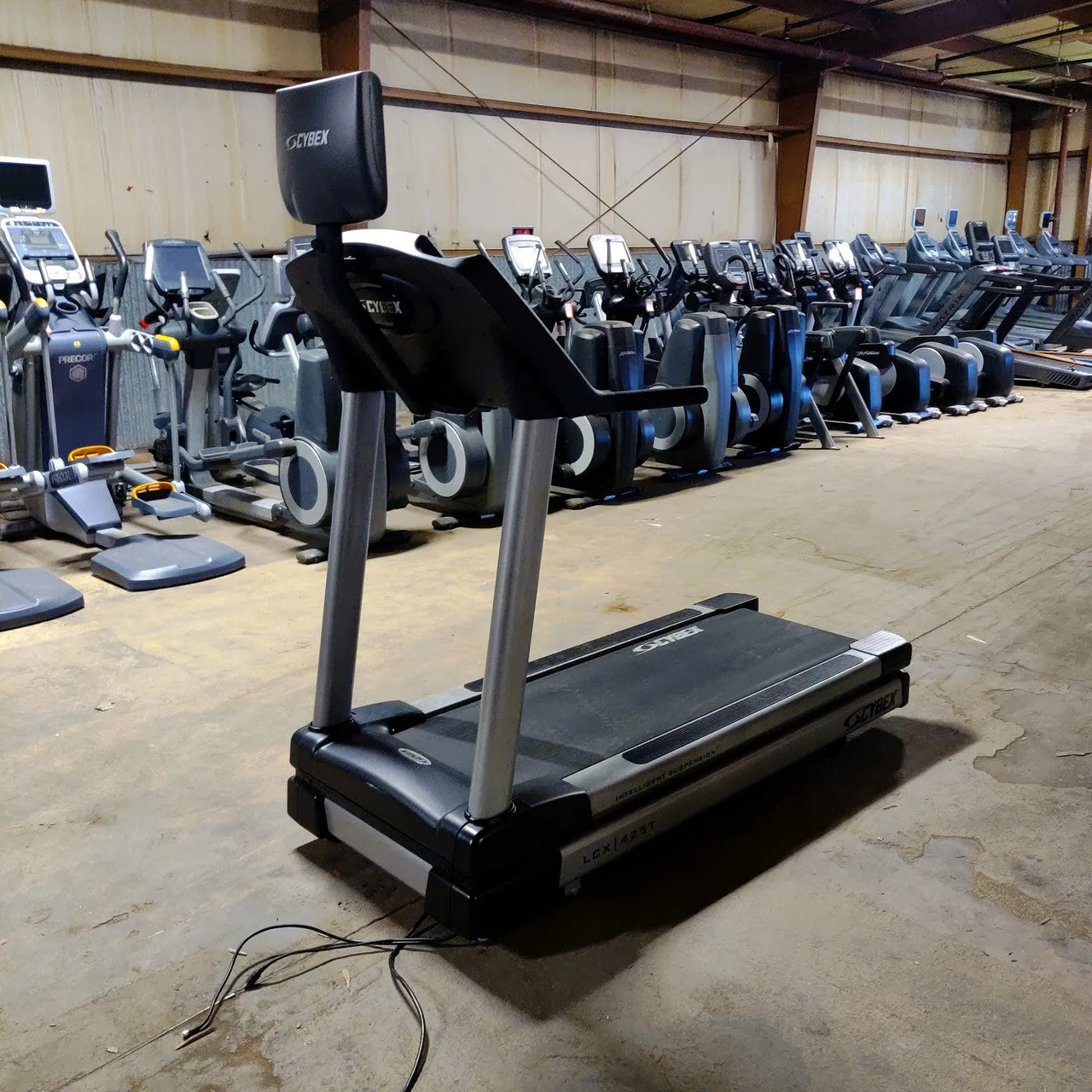 Cybex Treadmill 425T LCX Model Commercial Grade