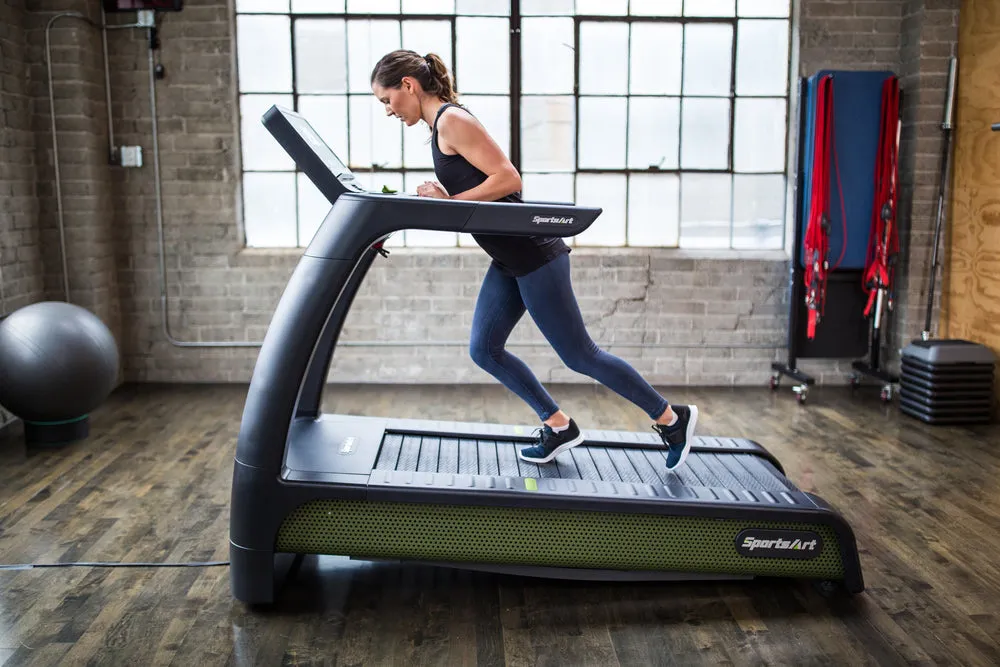 SportsArt Verde Status Eco-Powr Treadmill G690